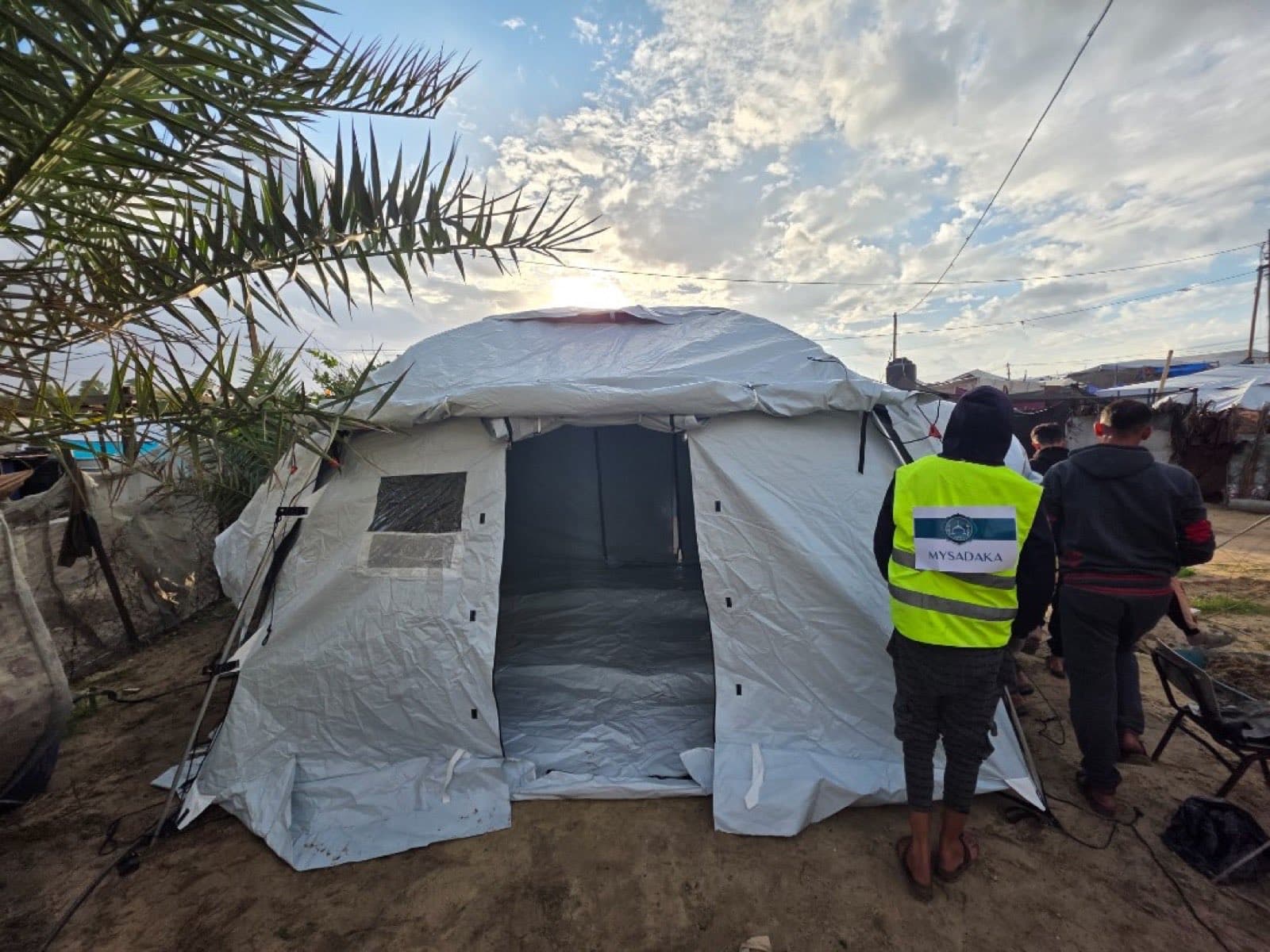 Offrez une tente à une famille de Gaza